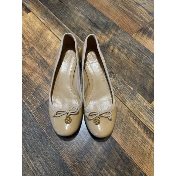 Tory Burch Chelsea‎ Pumps - Picture 1 of 6